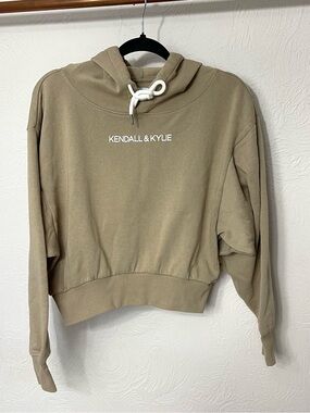 Kendall & Kylie Cropped Hoodie Sweatshirt in Taupe